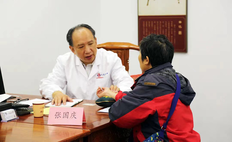 好消息！本周起，中醫(yī)專家張國(guó)慶、白學(xué)武、李蘇將在月光碼頭店坐診！(圖1)